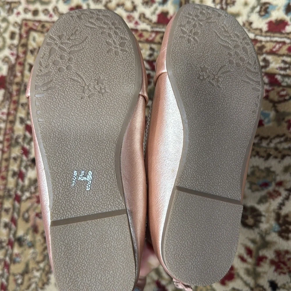 Ballerina style shoes for girls